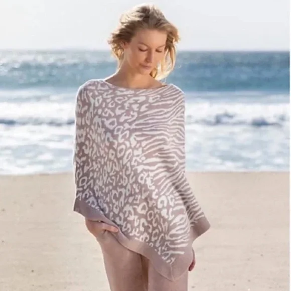 NWT Barefoot Dreams Cozychic Lite Ocean Breeze Poncho - Faded Rose Animal Print - Picture 3 of 7